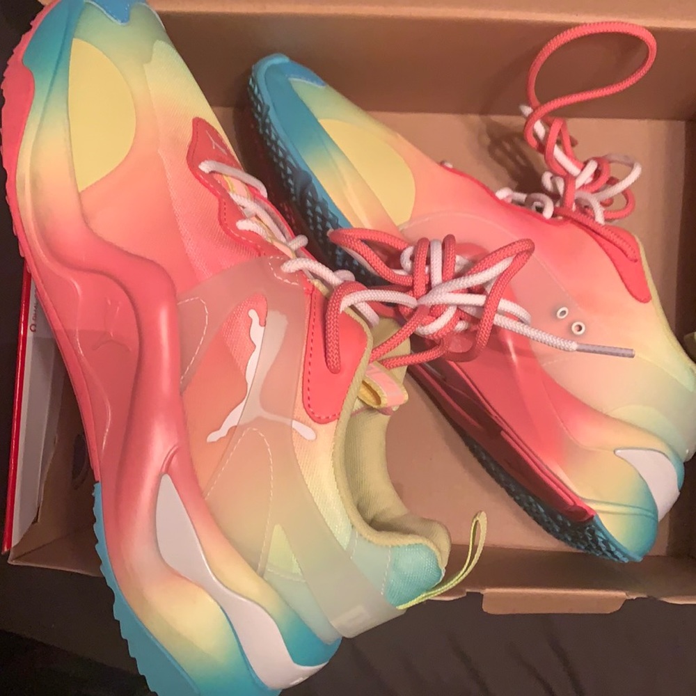 Puma Sneakers